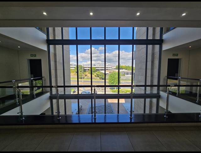 395M² OFFICE TO LET IN TYGER VALLEY